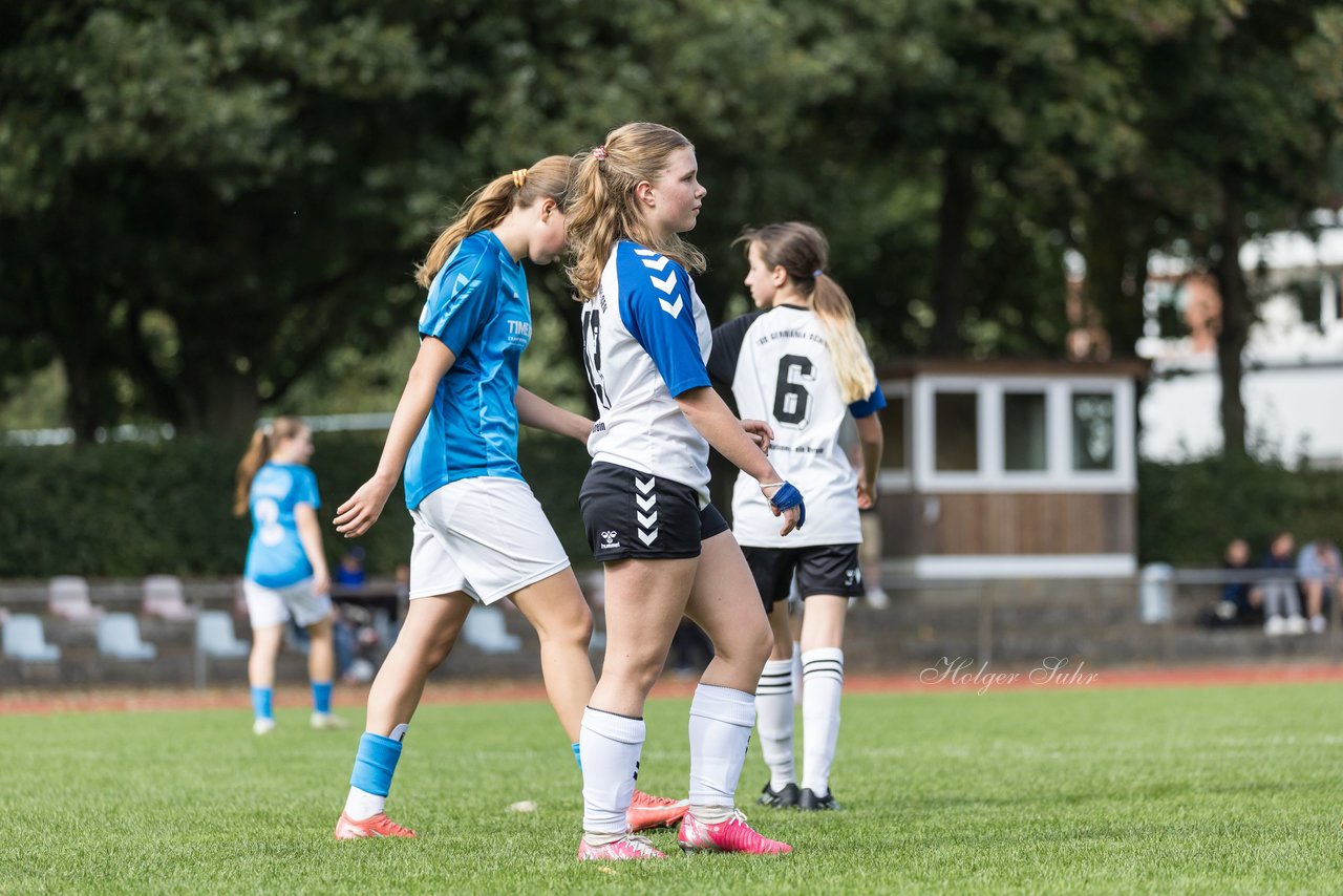 Bild 101 - wBJ VfL Pinneberg - Germania Schnelsen : Ergebnis: 15:1